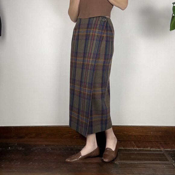 Vintage Wool Plaid Wrap Skirt | Tartan Winter Midi Skirt, USA Made - Picture 11 of 11